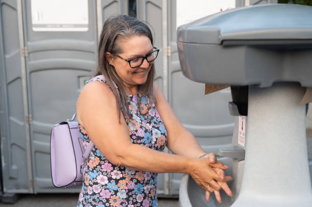 Best Portable bathroom rental  in University Heights, OH